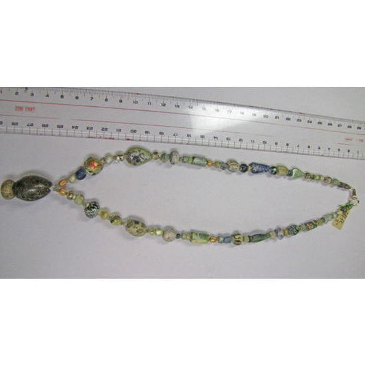 Antikes römisches irisierendes Glas