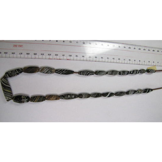 ローマンビーズのストランド