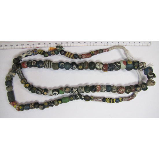 ரோமன் கண் மணிகள் மாலா