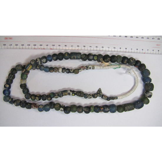 Rantai Manik Mata Romawi