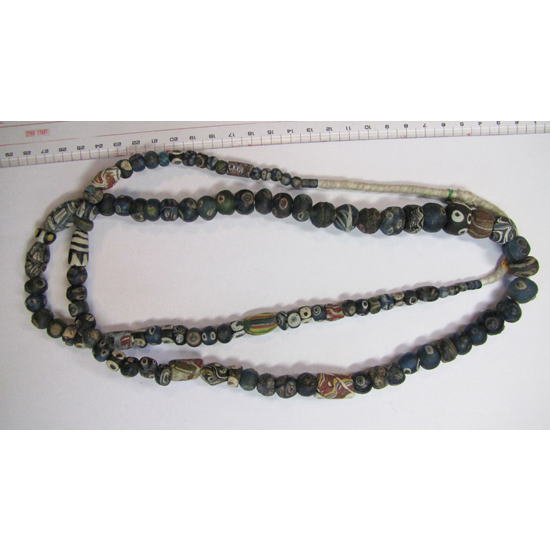 Fio de Contas de Olho Romano