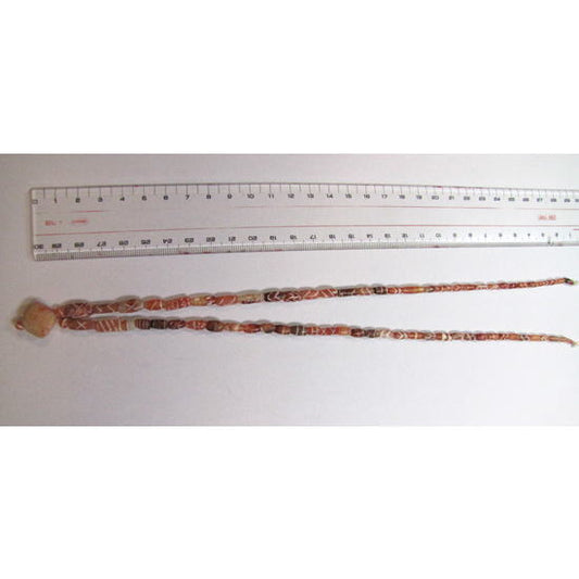 エッチングされたカーネリアンビーズのストランド