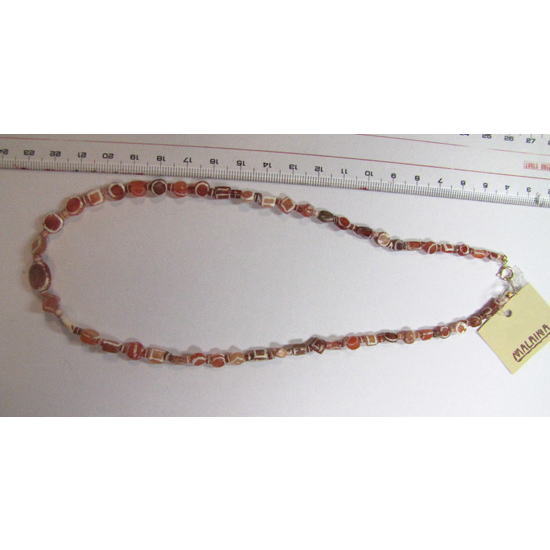 Strand ng mga Naka-ukit na Carnelian na Beads