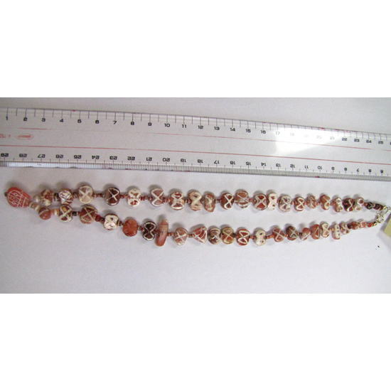 کندہ کردہ عقیق موتیوں کی لڑی