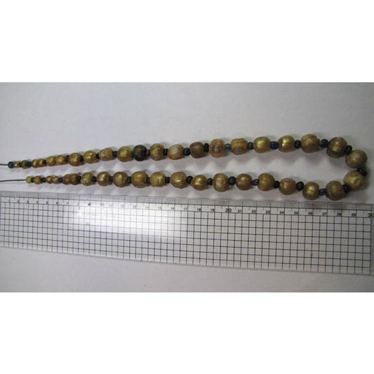 Untaian Manik-Manik Sandwich Emas