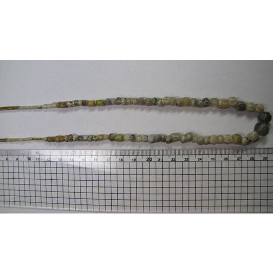 Untaian Manik-Manik Sandwich Emas