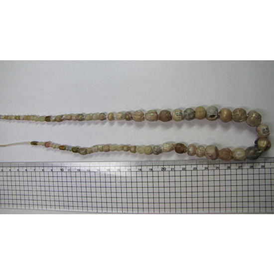 金色三明治珠串