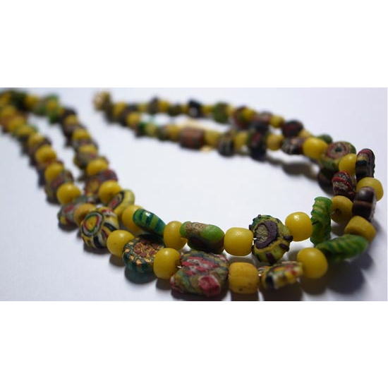 Chuỗi Hạt Khảm