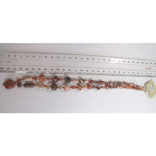 エッチングされたカーネリアンビーズのストランド