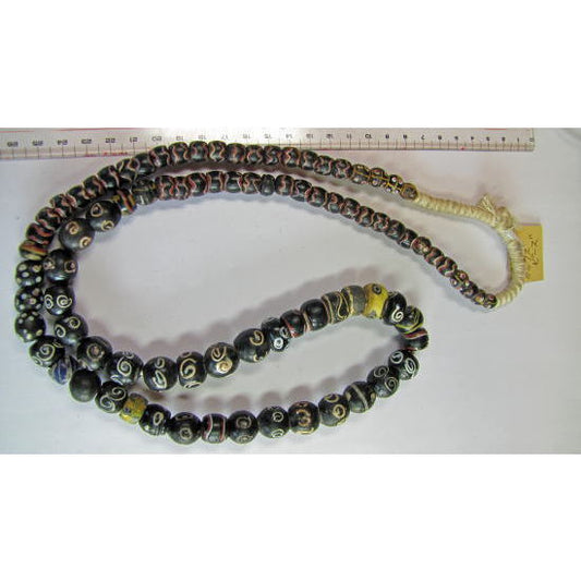 六つのビーズストランド