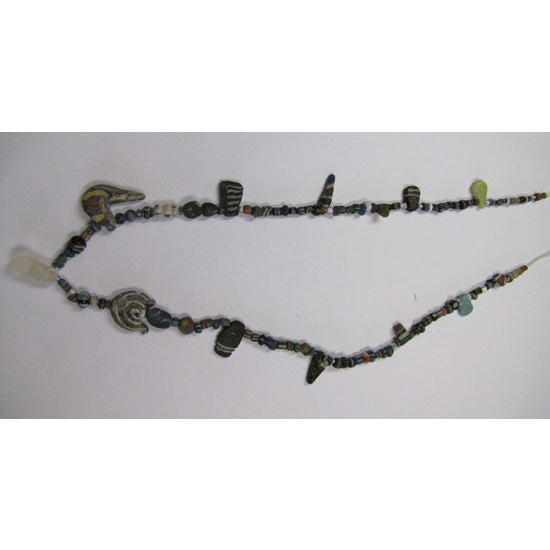 고대 이슬람 새 모양 구슬