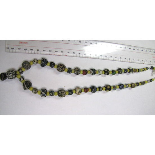 Collar de cuentas de ojo islámicas antiguas
