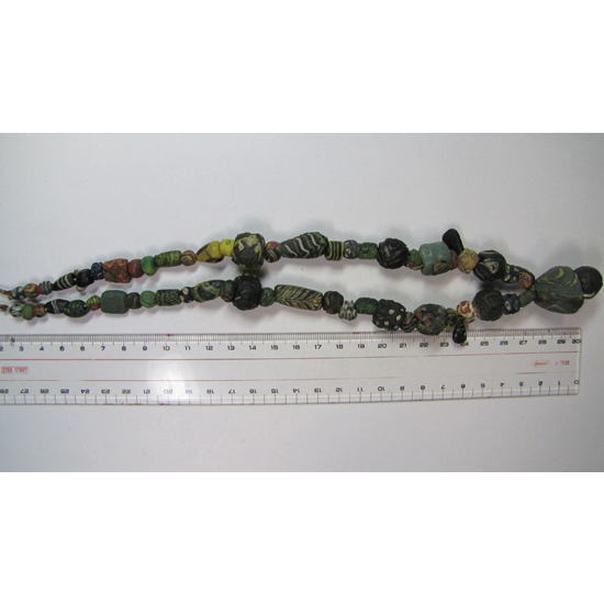 பண்டைய இஸ்லாமிய மணிகள் சரம்