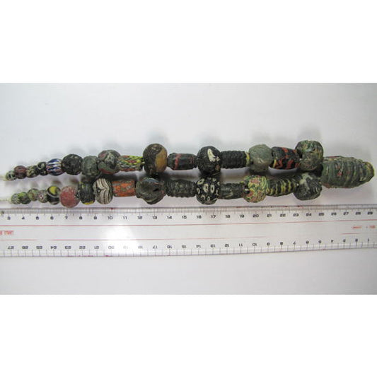 Rangkaian Manik-Manik Islam Kuno