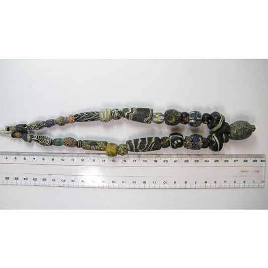 Нить древних исламских бусин