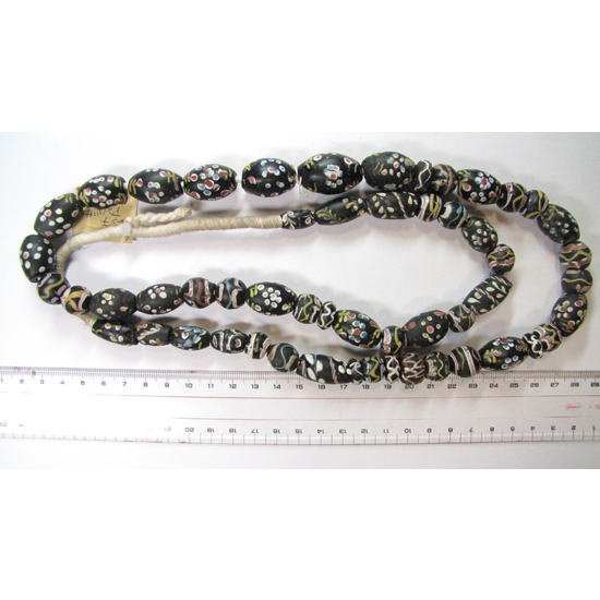 フレンチアンバサダービーズストランド