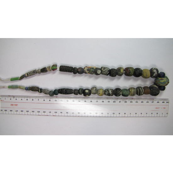 Strand ng Sinaunang Islamic Beads