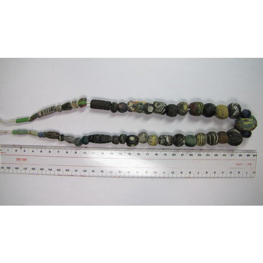 Strand ng Sinaunang Islamic Beads