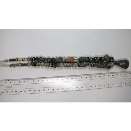 Untaian Manik-Manik Islam Kuno