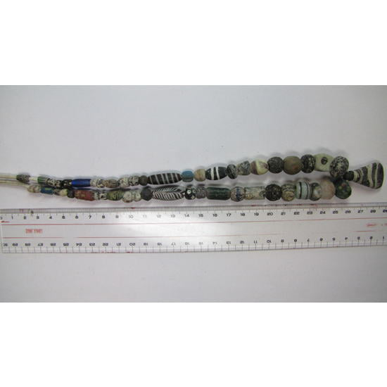 प्राचीन इस्लामी मोती की माला