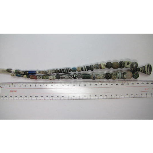 Rangkaian Manik-Manik Islam Kuno