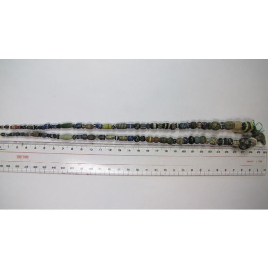 Rangkaian Manik-Manik Islam Kuno