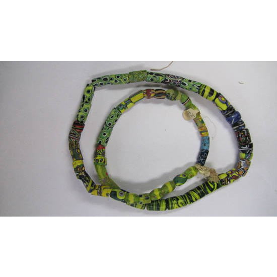 मिलेफियोरी कांच के मोती की माला