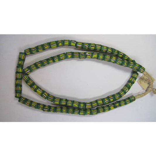 Untaian Manik-Manik Kaca Millefiori