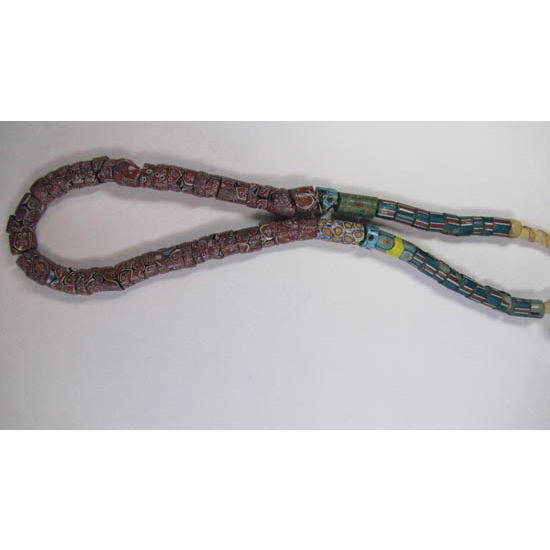 मिलेफियोरी कांच के मोती की माला