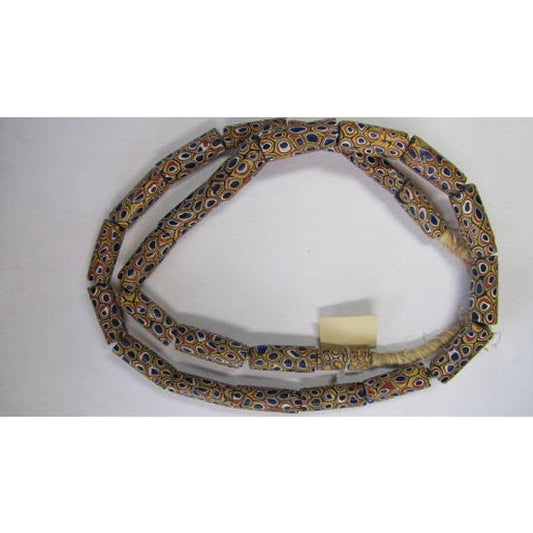 Untaian Manik-Manik Kaca Millefiori