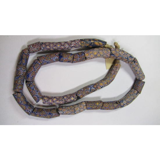 மில்லிபியோரி கண்ணாடி மணிகள் தொடர்