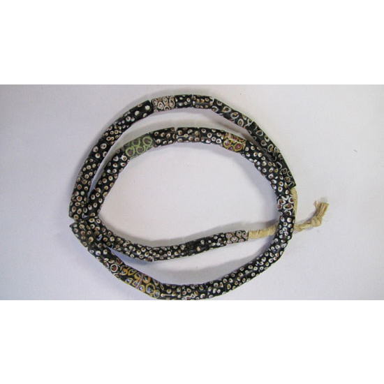 वेनेशियन ट्रेड बीड्स स्ट्रैंड