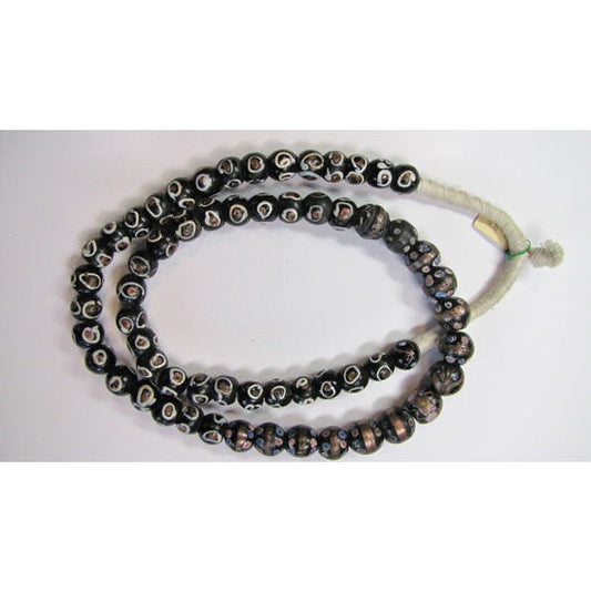 格子模様のガラスビーズ