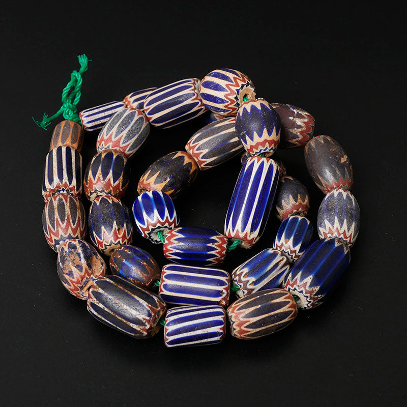 Collana di perline a chevron