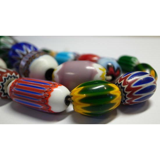 シェブロンビーズストランド