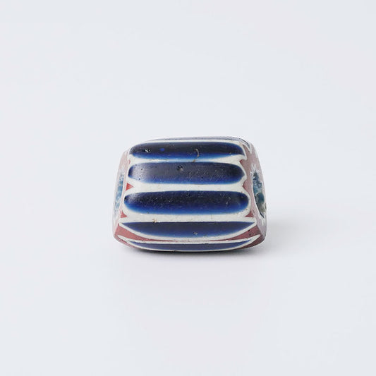 七層シェブロンビーズ