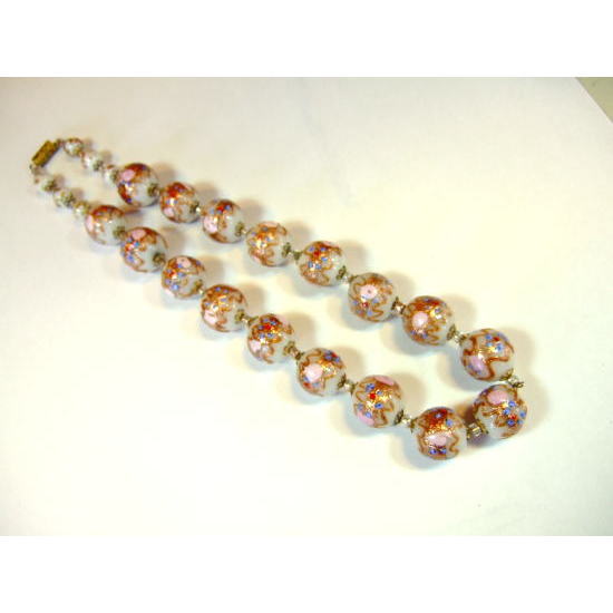 விக்டோரியன் மணிகளைத் தாலி