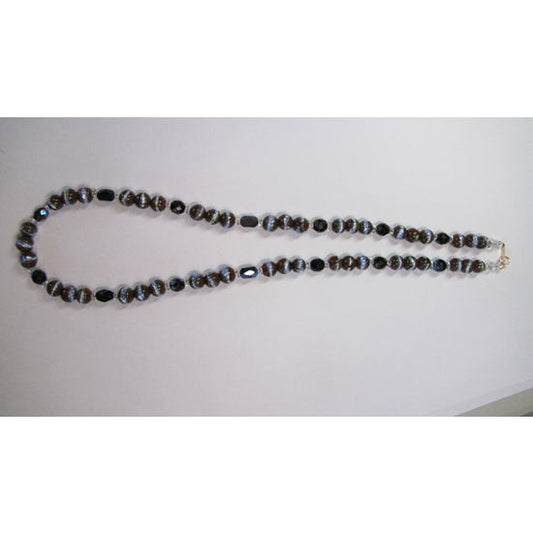 ヴィクトリア朝のビーズネックレス