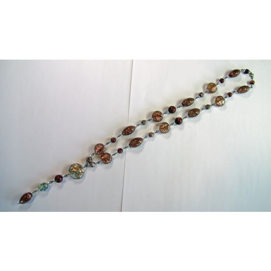 ヴィクトリア朝のビーズネックレス