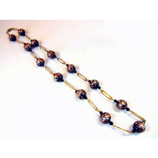 Kalung Manik-Manik Gaya Victoria