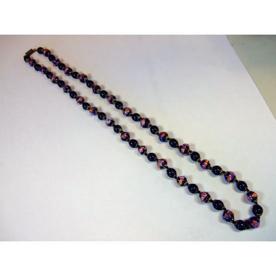 Kalung Manik-Manik Era Victoria