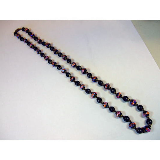 ヴィクトリア朝のビーズネックレス