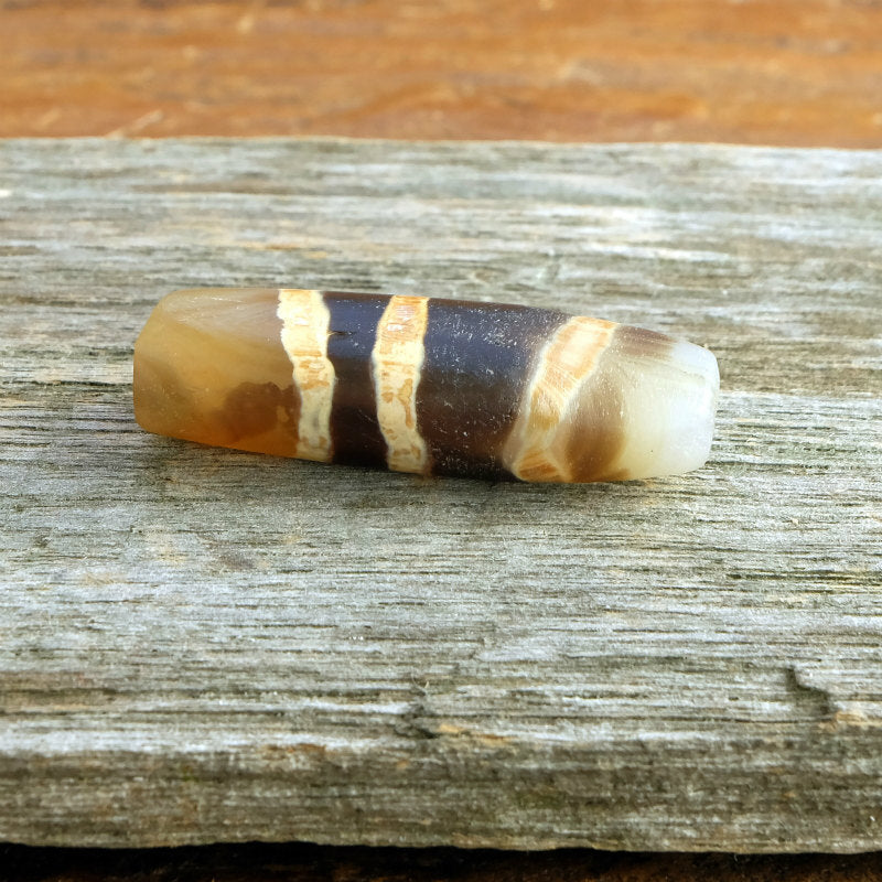 ストライプ模様のジービーズ