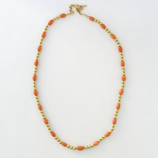 オールドスタイルの珊瑚ネックレス