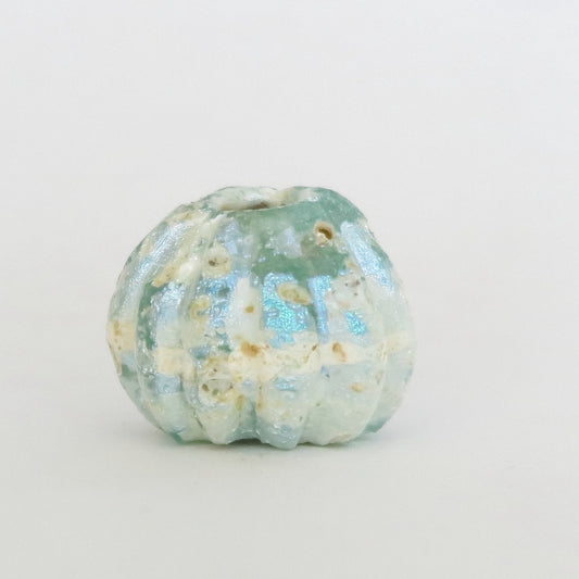 பழமையான ரோமன் பனிமயமான கண்ணாடி செவ்வந்தி முத்து