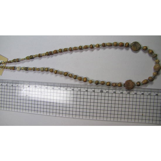 தங்கம் சாண்ட்விச் மணிகள் சரம்