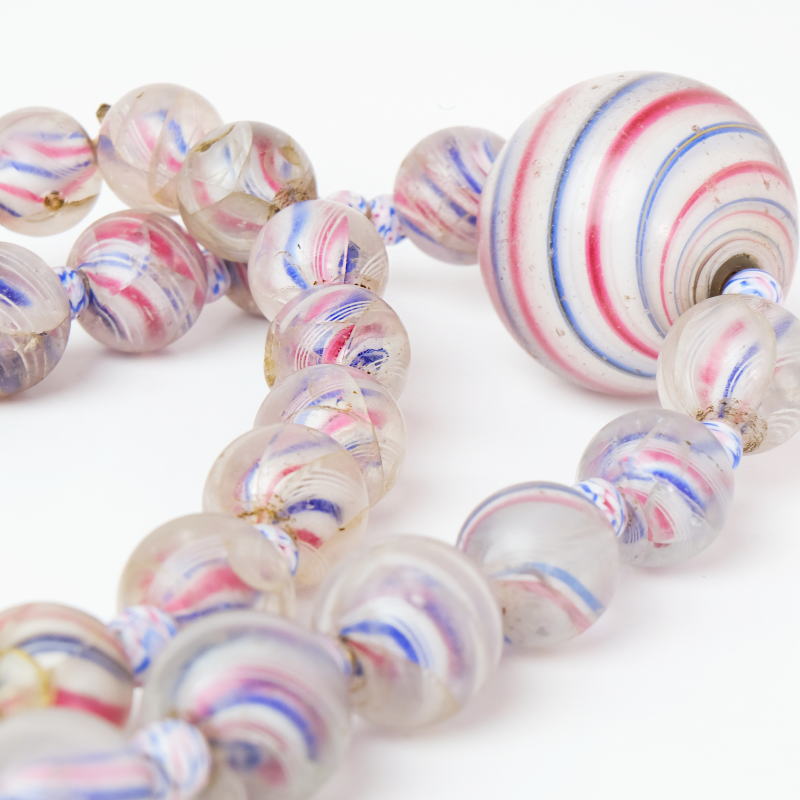 ஜெர்மன் மாபில் மணிகள் சரம்