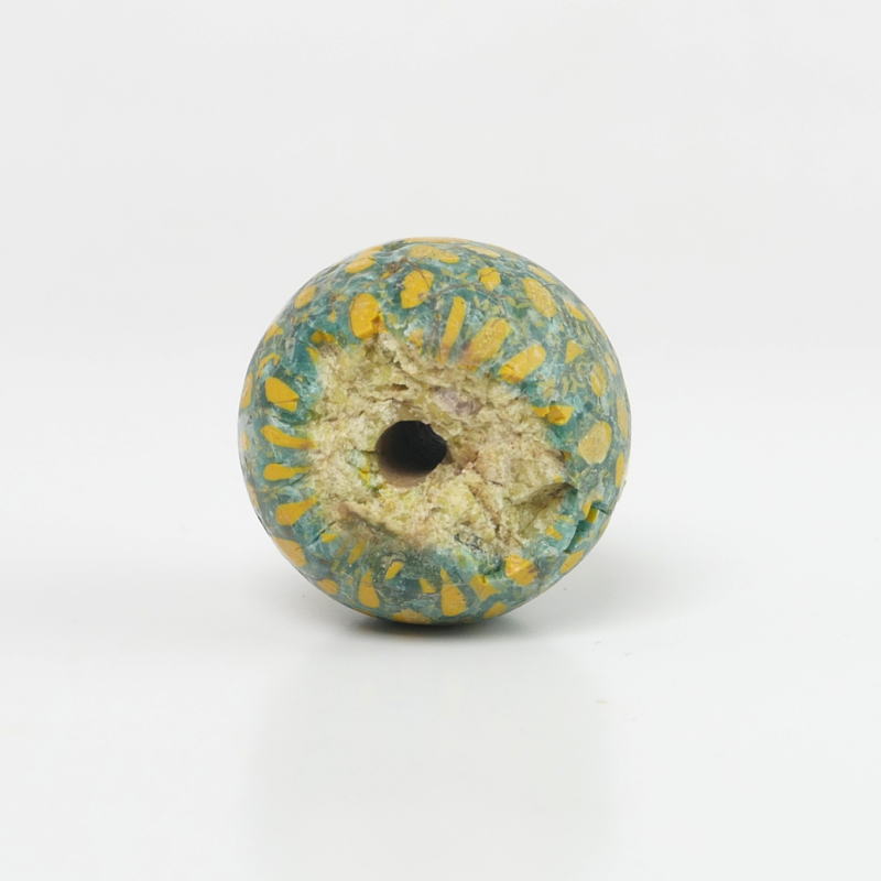 ลูกปัดผักชวาเก่า