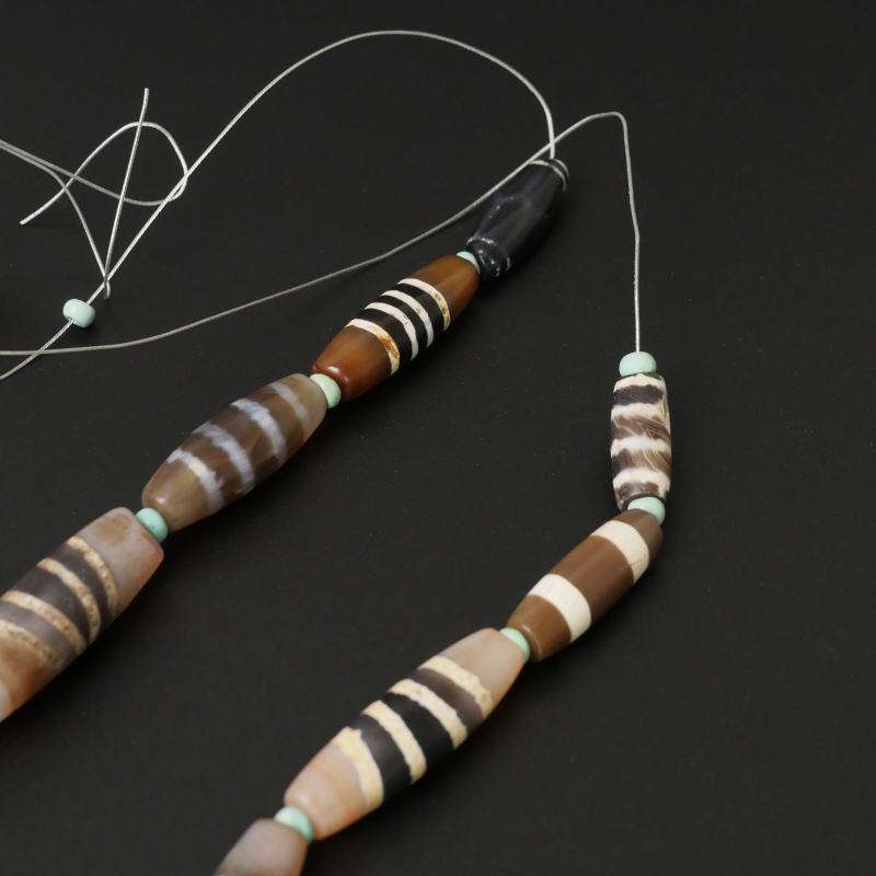 縞模様のジービーズ・ストランド