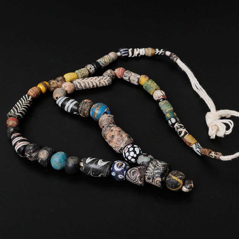 रोमन मोतियों की माला